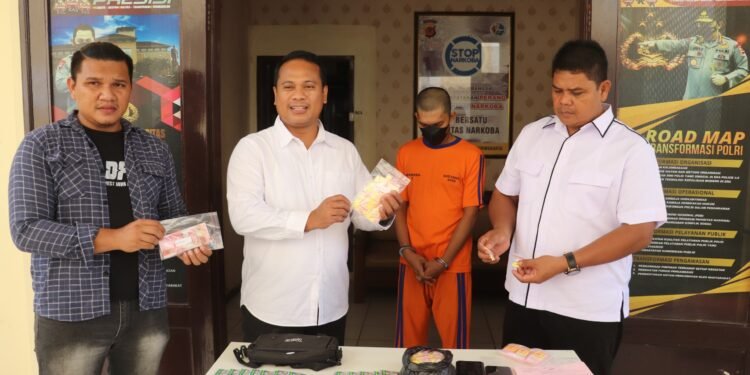 Satres Narkoba Polres Purwakarta Ringkus Pengedar Obat Terlarang