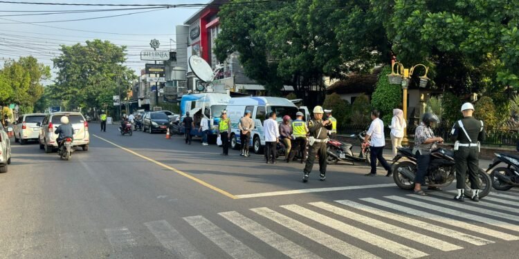 Bersama Bapenda Jabar, Polres Purwakarta Gelar Razia KTMDU