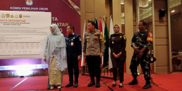 Ketua KPU Karawang Lantik 149 PPK