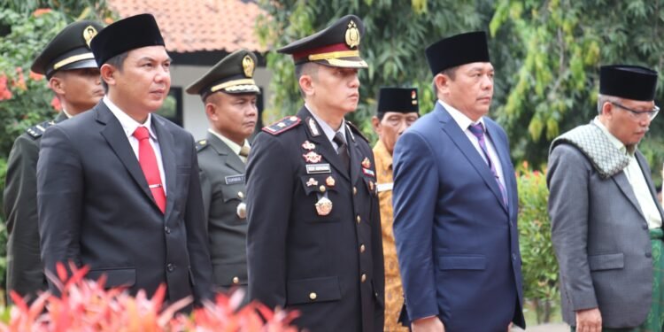 Wakapolres Purwakarta Hadiri Ziarah Makam Pahlawan Sampaikan Pesan Ini Untuk Pemuda