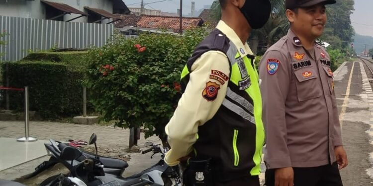 Polisi Di Purwakarta Terus Beri Keamanan Bagi Masyarakat Lewat Patroli KRYD