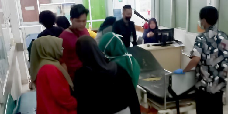 RSUD Bayu Asih Tangani Puluhan Korban Keracunan di Sukatani