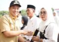 Bupati Aep Syaepuloh Serahkan 2218 SK Perpangan BPD 297 Desa Se Kabupaten Karawang