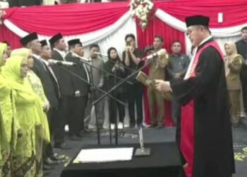 50 Anggota DPRD Karawang Resmi Dilantik. Ini Namanya .