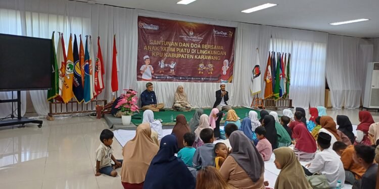 KPU Karawang Rutin Berbagi Santunan Kepada Anak Yatim Piatu