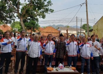 Warga Pangkalan dan Tegal Waru Apresiasi  Kerja Nyata Balonbup Petahana No.2 Aep Syaepuloh