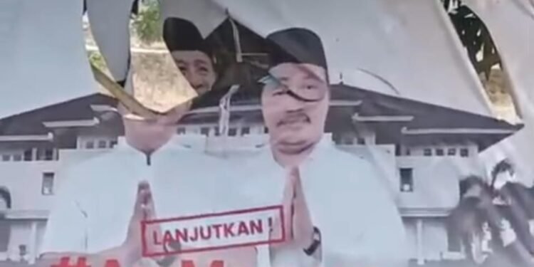 Ada Yang Sensi Baliho Paslon no 2 Aep-Maslani di TunggakJati Hingga Kalang Sari Dirusak Secara Massal