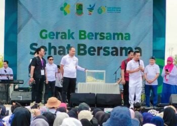 HKN ke 60 Bupati Karawang Aep Syaepuloh Dorong  Dinkes Berikan Pelayanan Maksimal Terhadap Penderita TBC