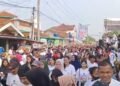 Anjun “Menyala” Ribuan Warga Jalan Sehat Bareng Cabup Petahana Aep Syaepuloh