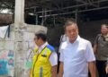 Bupati Karawang Bersama BBWS Jabar Tinjau Jalan Amblas Dusun Kaum Sekaligus Inspeksi Kondisi Bantaran Sungai Citarum
