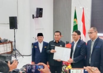 Bupati Aep Syaepuloh Kukuhkan Dhani Sudirman Jadi Ketua Katar Kabupaten Karawang Priode 2024-2029