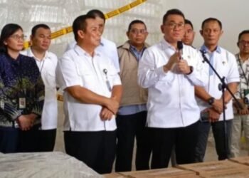 Perusahaan Minyakkita Di Sentra Bizhub Teluk Jambe Timur  Disegel  Satgas Pangan Kemendag