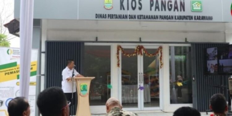 Perkuat Ketahanan  Pangan Bupati Karawang Luncurkan  Program Gema Petani