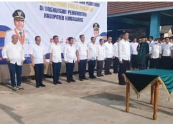 Bupati Karawang Rotasi 11 Pejabat Eselon Dua di  Tirtajaya Sekaligus Tanam Pohon Mangrove