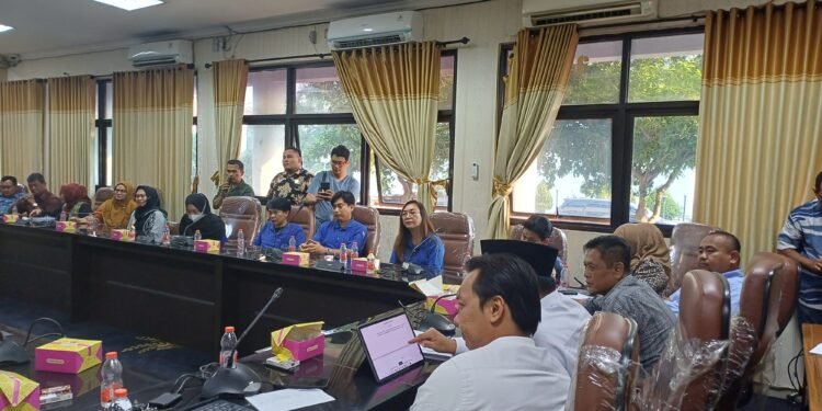 Sudah Buat Gaduh di Masyarakat  Oknum HRD PT PCC Mangkir Dalam RDP DPRD Karawang