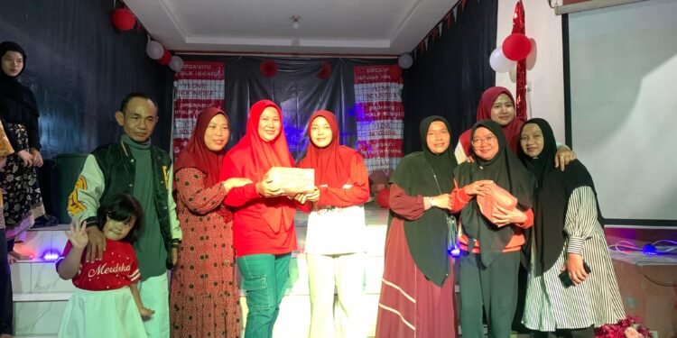 Meriah: Warga RW 11 Perum Bintang Alam Rayakan Malam Puncak Kemerdekaan