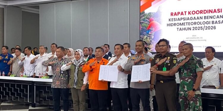 Bupati Karawang Aep Syaepuloh Ajak Semua Elemen Siaga Bencana Herdrometeorologi Basah